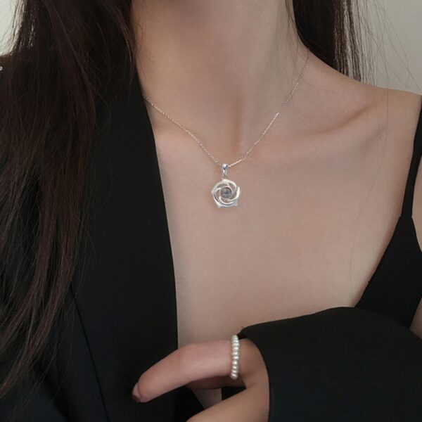 Projection Photo Necklace Silver - Image 4