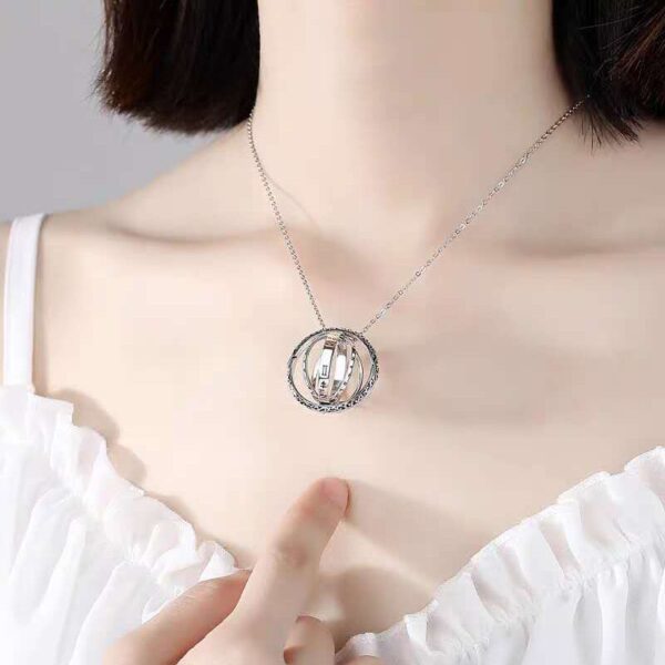 Astronomical Photo Projection Necklace - Image 4